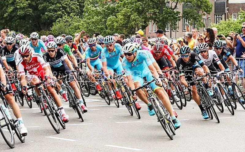 全球竞技：顶级运动赛事缩写的深度与展望